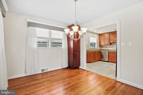 7418 Jervis St, Springfield, VA 22151 photo 5