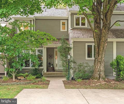 1583 Brass Lantern Way, Reston, VA 20194