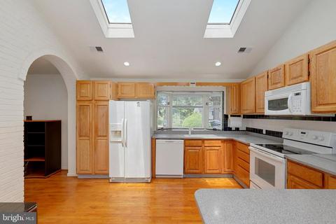 7503 Dunston St, Springfield, VA 22151 photo 21