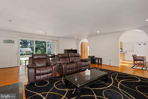 7503 Dunston St, Springfield, VA 22151 photo 6