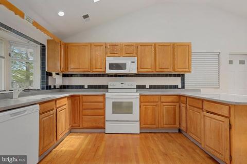 7503 Dunston St, Springfield, VA 22151 photo 20