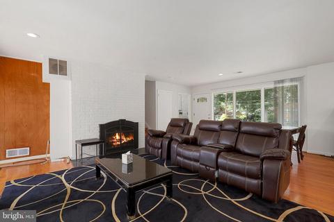 7503 Dunston St, Springfield, VA 22151 photo 7