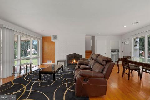 7503 Dunston St, Springfield, VA 22151 photo 9