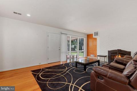 7503 Dunston St, Springfield, VA 22151 photo 8
