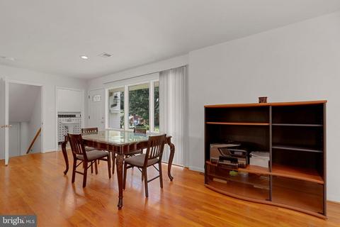7503 Dunston St, Springfield, VA 22151 photo 11