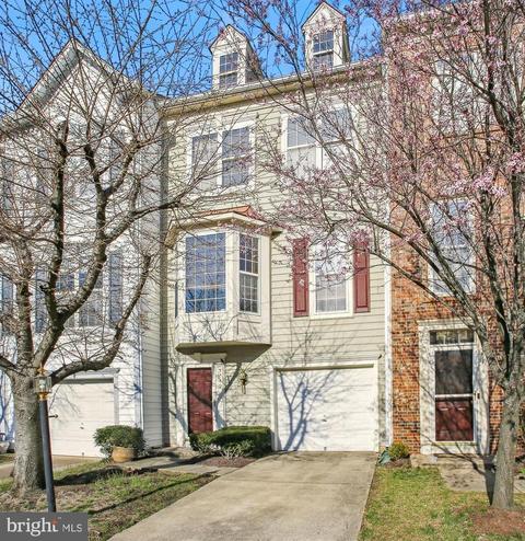 5449 Summer Leaf Ln, Alexandria, VA 22312