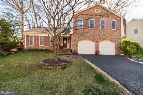 9821 Natick Rd, Burke, VA 22015
