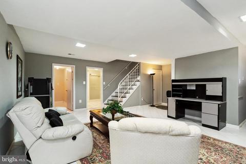 10801 Midsummer Dr, Reston, VA 20191 photo 37