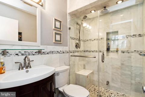 10801 Midsummer Dr, Reston, VA 20191 photo 21