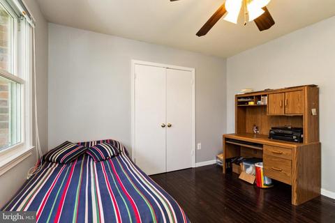 10801 Midsummer Dr, Reston, VA 20191 photo 29