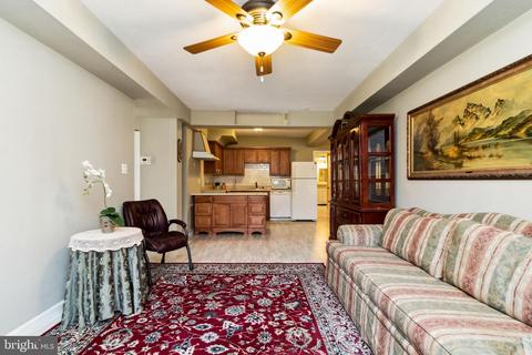 10801 Midsummer Dr, Reston, VA 20191 photo 45