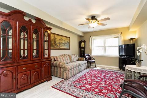 10801 Midsummer Dr, Reston, VA 20191 photo 44