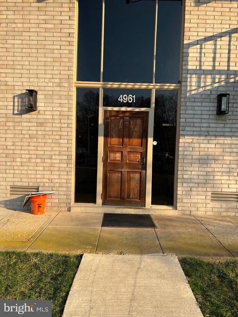4961 Americana Dr #206F, Annandale, VA 22003