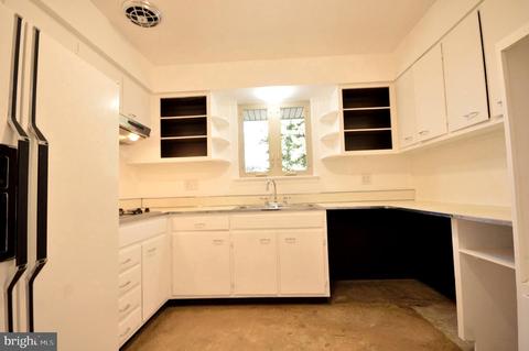 5217 Queensberry Ave, Springfield, VA 22151 photo 9