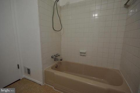 5217 Queensberry Ave, Springfield, VA 22151 photo 16
