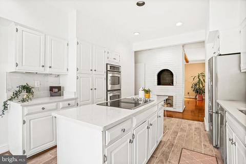 1014 Broad Branch Ct, Mclean, VA 22101 photo 6