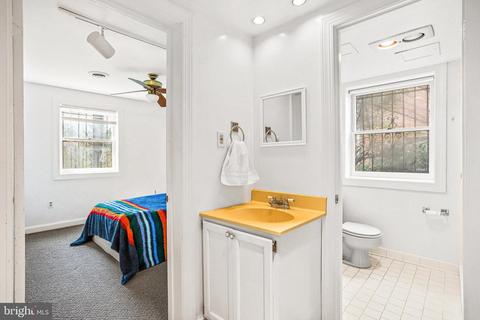 1014 Broad Branch Ct, Mclean, VA 22101 photo 43