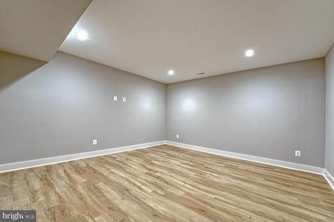 6805 Old Chesterbrook, Mclean, VA 22101 photo 59