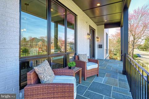 6805 Old Chesterbrook, Mclean, VA 22101 photo 4