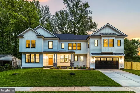 103 Yeonas Dr SE, Vienna, VA 22180
