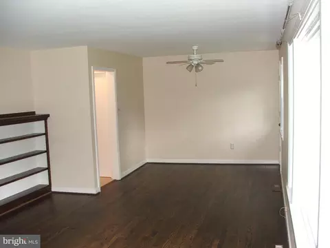 6613 Hackberry St, Springfield, VA 22150 photo 4