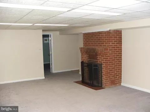 6613 Hackberry St, Springfield, VA 22150 photo 10