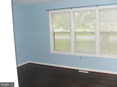 6613 Hackberry St, Springfield, VA 22150 photo 7