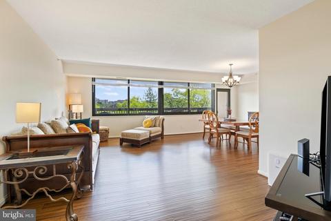 3713 S George Mason Dr #402W, Falls Church, VA 22041