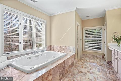 1598 Maddux Ln, Mclean, VA 22101 photo 33