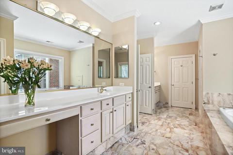 1598 Maddux Ln, Mclean, VA 22101 photo 35