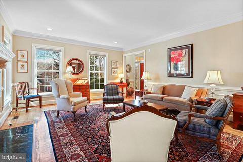 1598 Maddux Ln, Mclean, VA 22101 photo 6