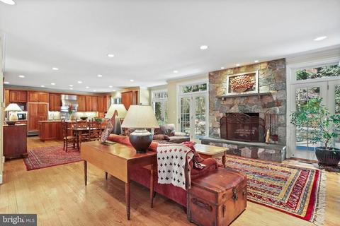 1598 Maddux Ln, Mclean, VA 22101 photo 19