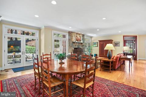 1598 Maddux Ln, Mclean, VA 22101 photo 16