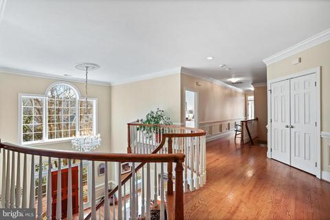 1598 Maddux Ln, Mclean, VA 22101 photo 27