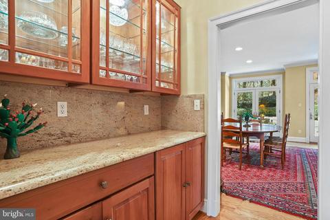 1598 Maddux Ln, Mclean, VA 22101 photo 10