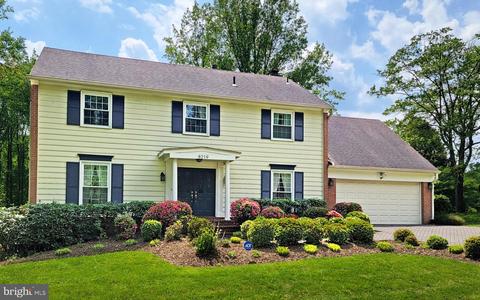 8219 Riding Ridge Pl, Mclean, VA 22102