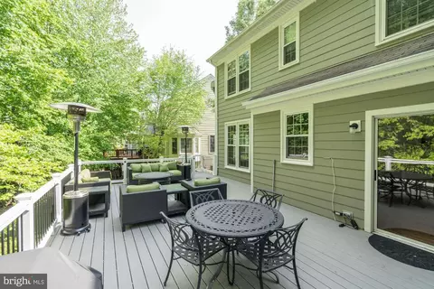1111 Northwind Dr, Reston, VA 20194 photo 2
