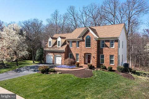 9412 Meadow Crossing Way, Fairfax Station, VA 22039
