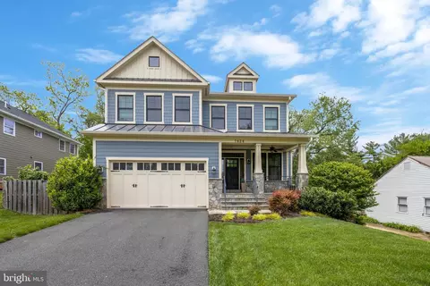 7424 Paxton Rd, Falls Church, VA 22043