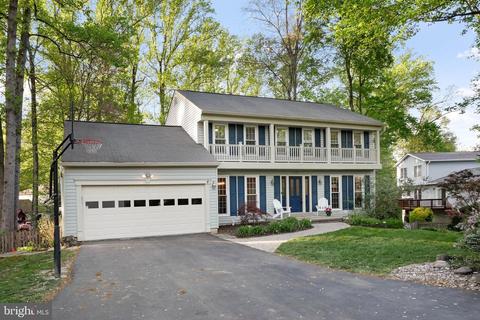 5821 Oakland Park Dr, Burke, VA 22015