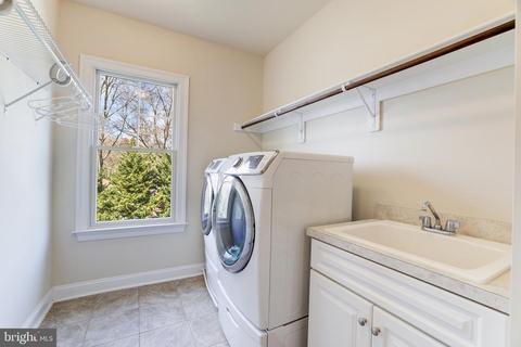 1316 Macbeth, Mclean, VA 22102 photo 33