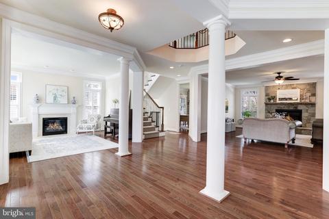 1316 Macbeth, Mclean, VA 22102 photo 9