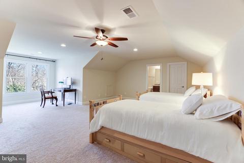 1316 Macbeth, Mclean, VA 22102 photo 35