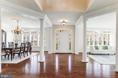 1316 Macbeth, Mclean, VA 22102 photo 4