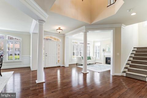 1316 Macbeth, Mclean, VA 22102 photo 5