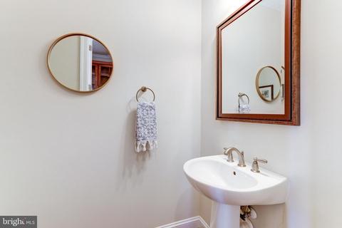 1316 Macbeth, Mclean, VA 22102 photo 20