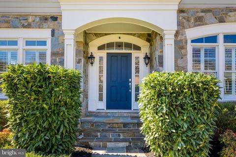 1316 Macbeth, Mclean, VA 22102 photo 3