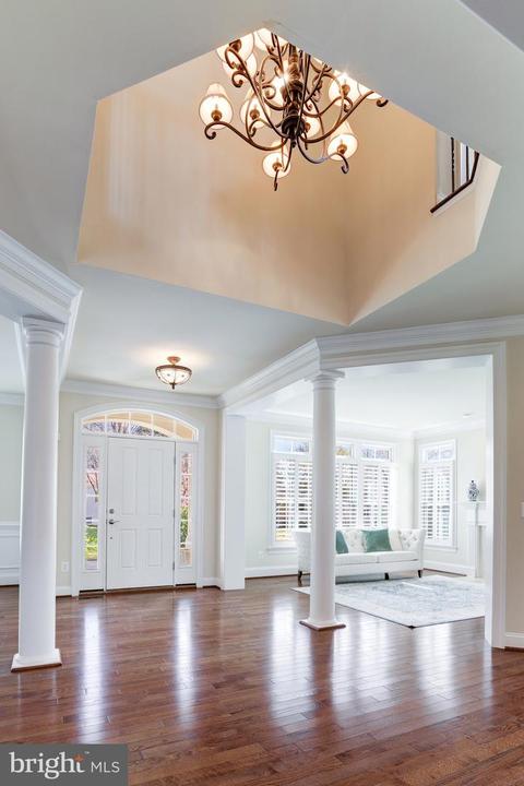 1316 Macbeth, Mclean, VA 22102 photo 6
