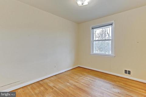 7513 Long Pine Dr, Springfield, VA 22151 photo 17