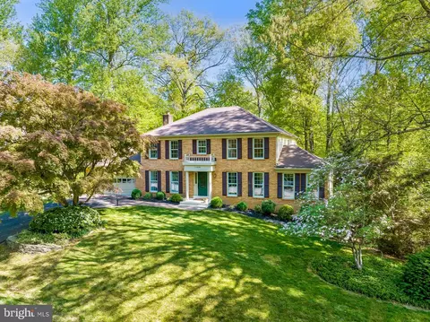 11608 Havenner Rd, Fairfax Station, VA 22039
